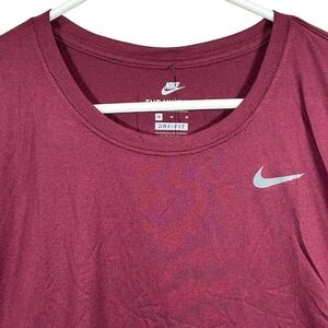 Nike Womens Dri-FIT Legend Training T-Shirt Burgundy Maroon Medium Brand New